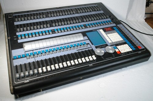 Avolites pearl 2008 - 2008, di